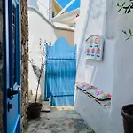Lemonstello Kythnos בית נופש *
