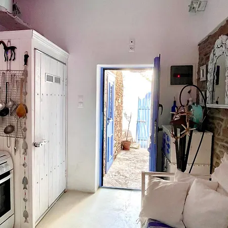 Lemonstello Kythnos *