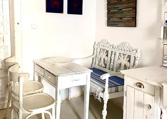 펜션 Lemonstello Kythnos Dhriopís